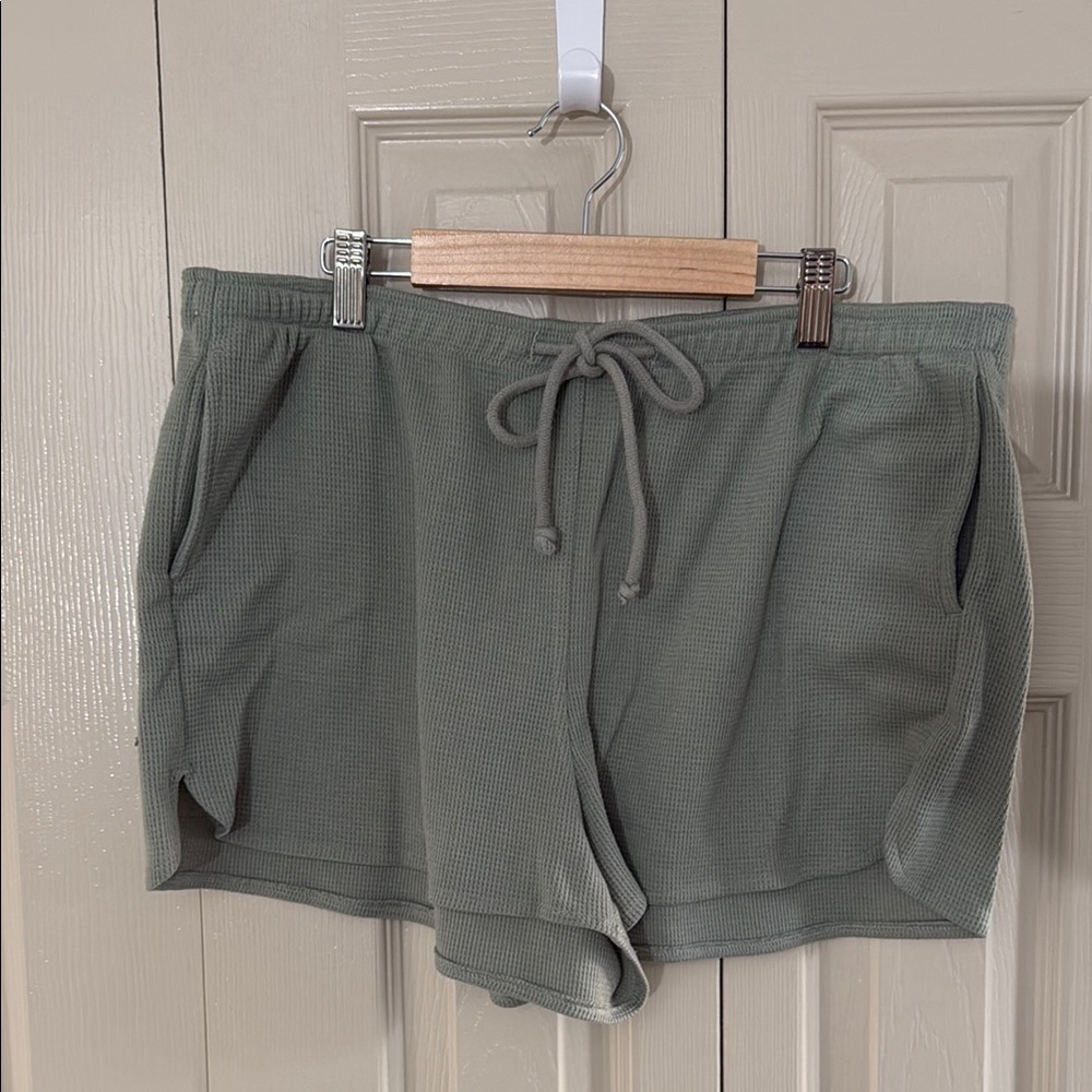 Green lounge Shorts with Elastic Waistband